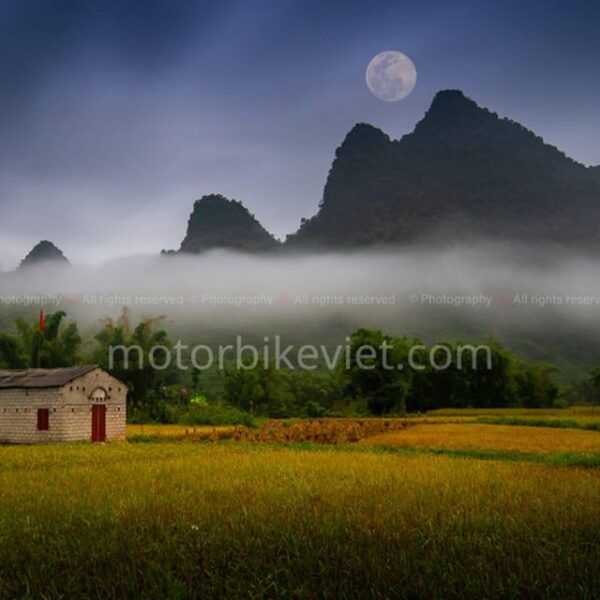 SAPA TOUR 3 DAYS 2 NIGHTS PACKAGE - DEPART IN THE EVENING - Meeting Point