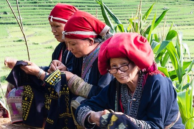 Sapa Trekking 2days by Bus From Hanoi ( Over Night in Homestay) - Bus Travel: From Hanoi to Sapa