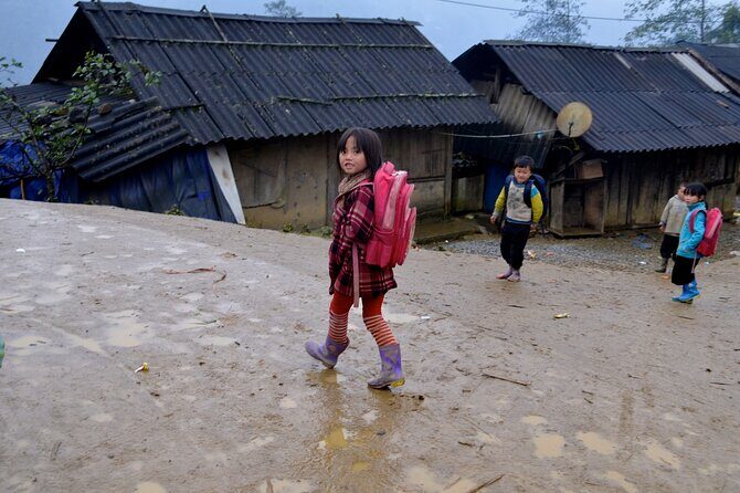 Sapa Trekking 2days by Bus from Hanoi (Overnight in Homestay) - FAQ