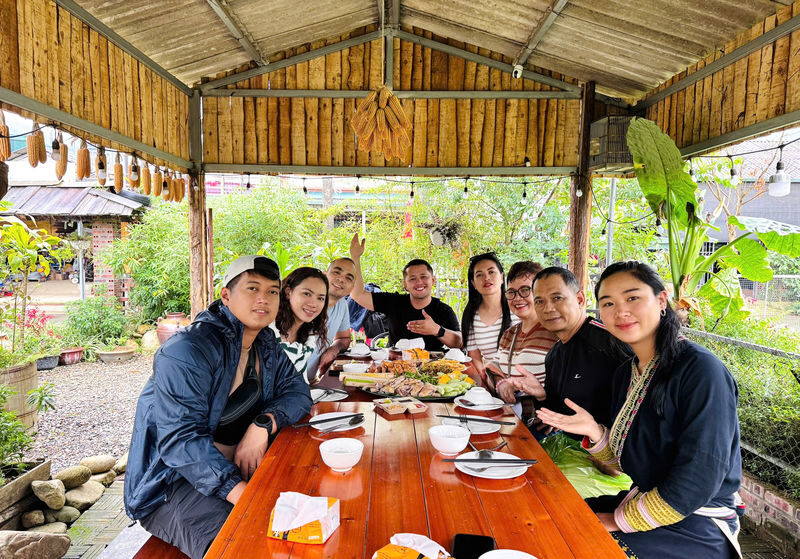 Sapa Trekking Ta Van Village & Batik Painting (Optional Chinese Guide) - A relaxed walk, not a hard trek