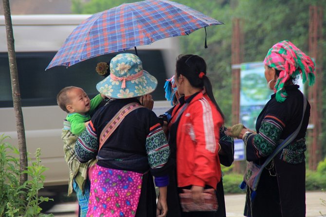 Sapa Villages Trekking and Homestay 2 Days/ 1 Night Package Tour: Best Selling - Directions