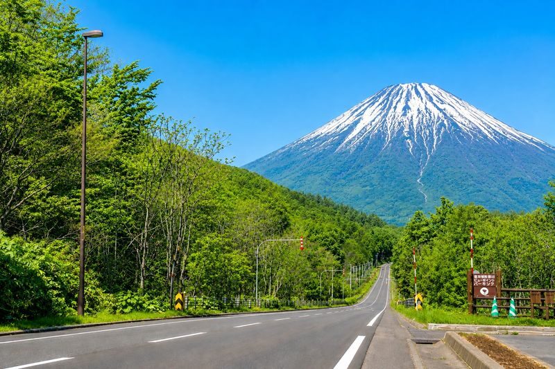 Sapporo 8 Natural Wonders Full-Day Tour with Night Illumination - A night illumination extends the day