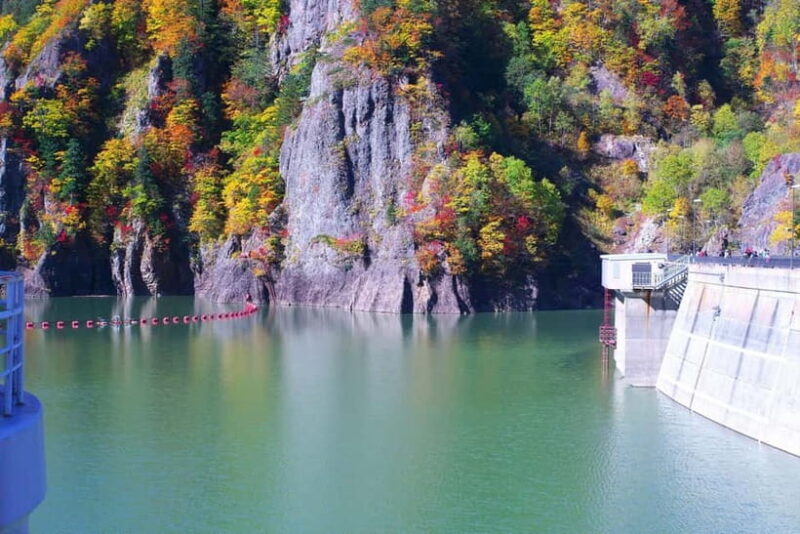 Sapporo in Autumn: Hoheikyo Dam and Hoheikyo Onsen Tour - An In-Depth Look at the Experience
