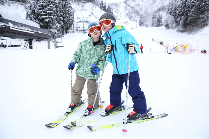 Sapporo Kokusai Ski Resort Ski & Snowboard Lesson - What the two lesson options give you