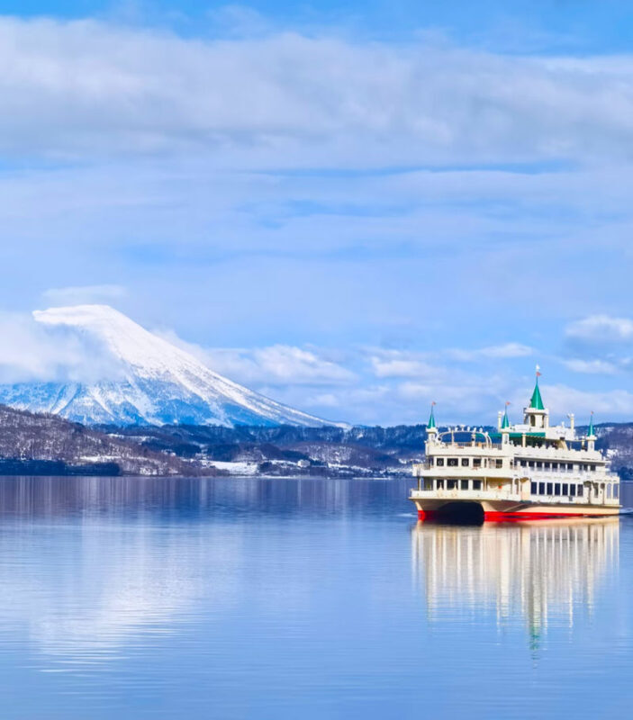 Sapporo Noboribetsu Hell Valley and Lake Shikotsu Ice Falls Festival Tour - Who should book this day trip?
