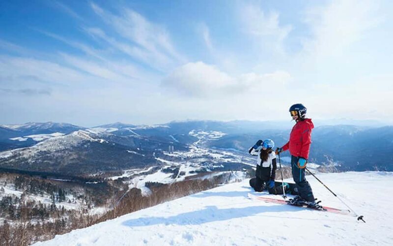 Sapporo: Private Ski & Snowboard Lesson for Small Group - Duration and Timing  