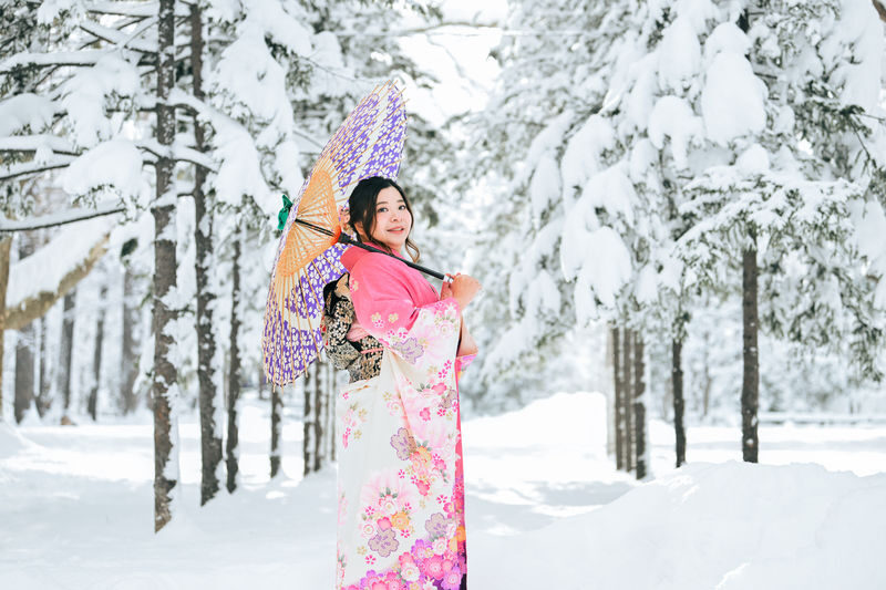 Sapporo: Professional Photographer Private Travel Photography Experience - Natural direction, not a posing test