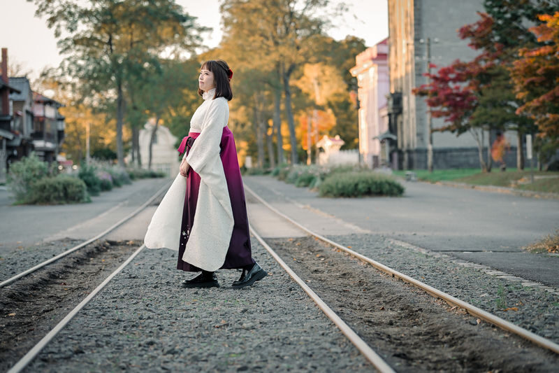 Sapporo: Professional Photographer Private Travel Photography Experience - Choosing clothes and planning for the weather