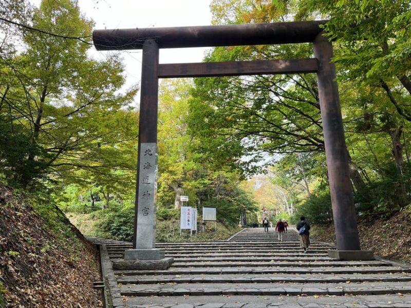 Sapporo: Sacred Shrine, Seafood Market & Shiroi Koibito Park - Good To Know