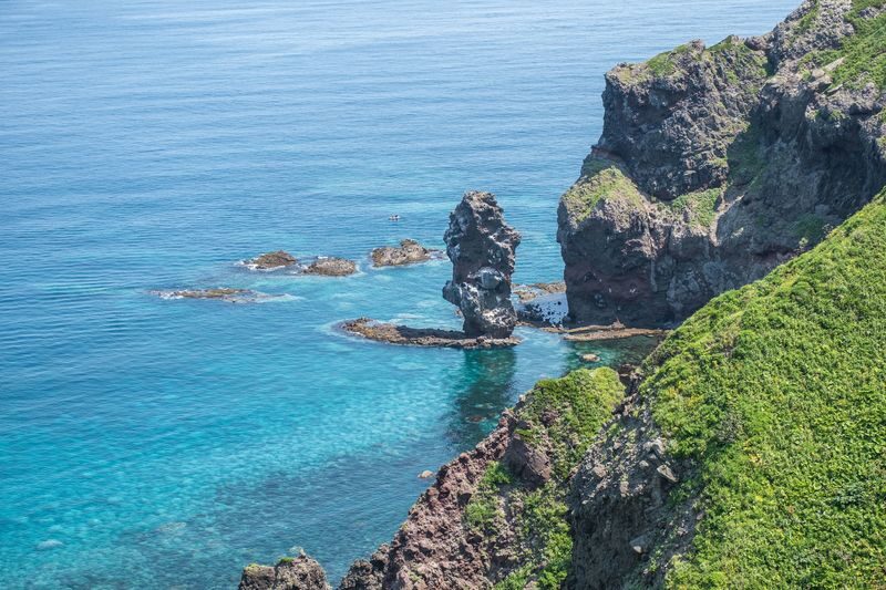 Sapporo Shakotan & Otaru Full-Day Tour with Scenic Views - Shakotan’s viewpoints and the sea from a boat