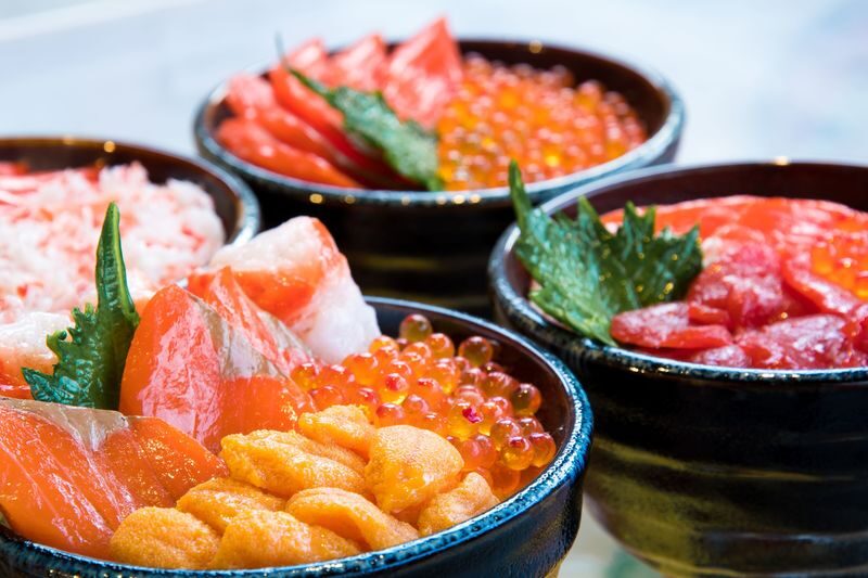 Sapporo Shakotan & Otaru Full-Day Tour with Scenic Views - Seafood lunch: a taste of Shakotan