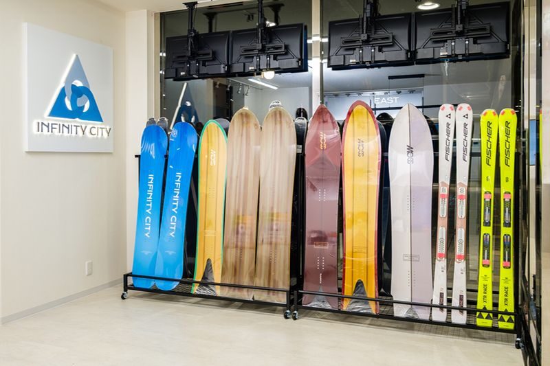 Sapporo Ski & Snowboard Rental | Snowboard, Ski, Arcteryx Ski Wear | Susukino INFINITY CITY - Take advantage of board changes when conditions shift