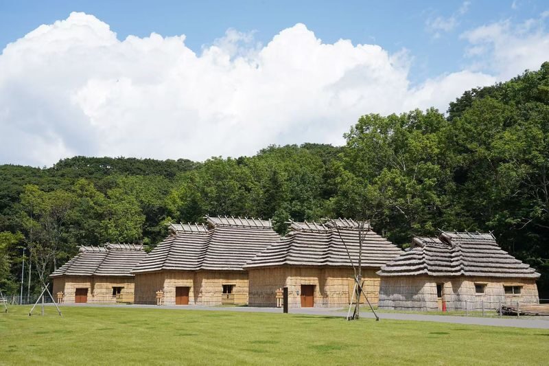 Sapporo Upopoy National Ainu Museum Full-Day Cultural Experience - Give the museum time, but do not stop at the displays