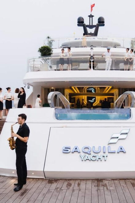 Saquila Yacht Halong Bay: Explore The City Voyage (4 Hours) - Activities Included