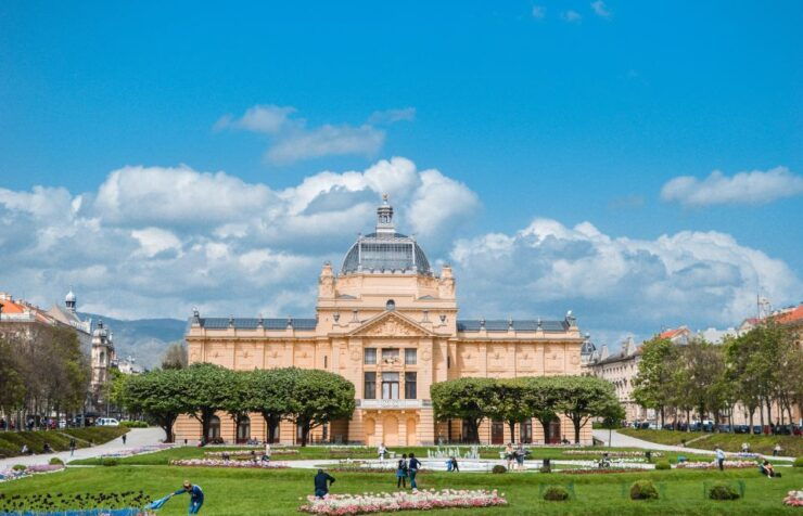 Sarajevo: 1-Way Private Transfer to Zagreb or Opposite - Transportation Details