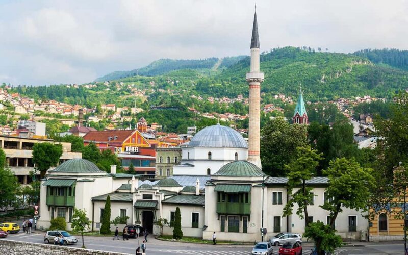 Sarajevo: Old Town, Latin Bridge & Historic Treasures - The Austro-Hungarian Influence: Sarajevo City Hall & Kazandiluk