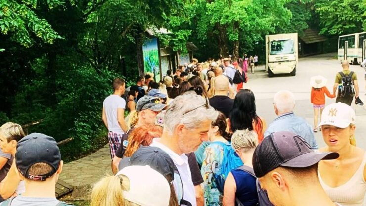 Sarajevo to Bihac: Una River & Waterfall Expedition - 5 Days - Day 1: Sarajevo Arrival & City Tour