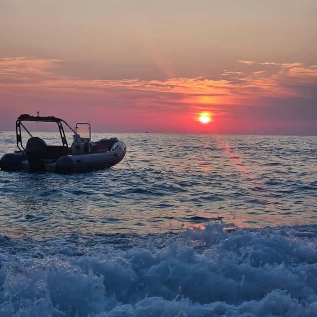 Sarandë: Sunset boat tour with local wine - The Sum Up