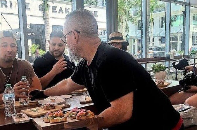 Sarasota Boutique Tour: Shopping, Bubbles, Bites & Insight - The Sum Up