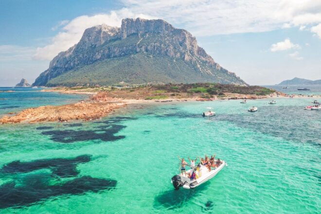 Sardegna: Tavolara Boat Tour With Snorkeling - Itinerary