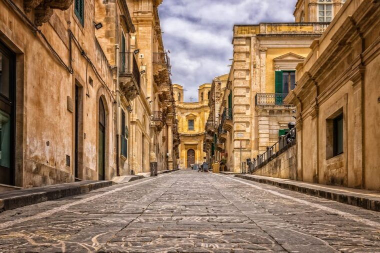 Sardinia private guided city tour - Why Choose This Tour?