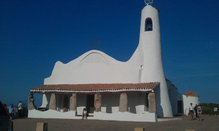 Sardinia: Tour Along the Emerald Coast by Minibus - Key Locations Explored