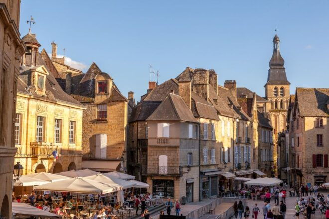 Sarlat Gourmet Tour & Market Visit With Tastings - Highlights