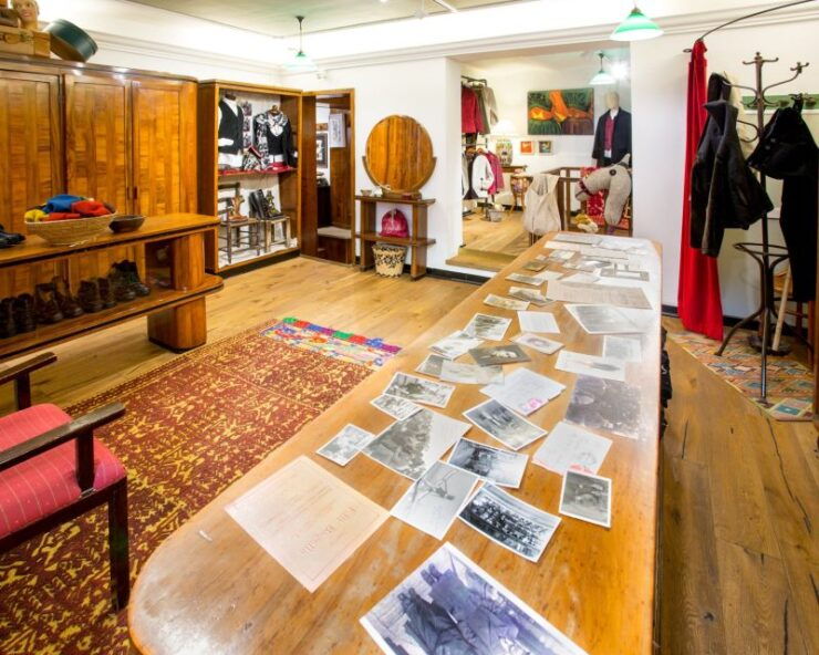 Sassari: Historic Sardinian Clothing Shop Tour - Shops Historical Timeline
