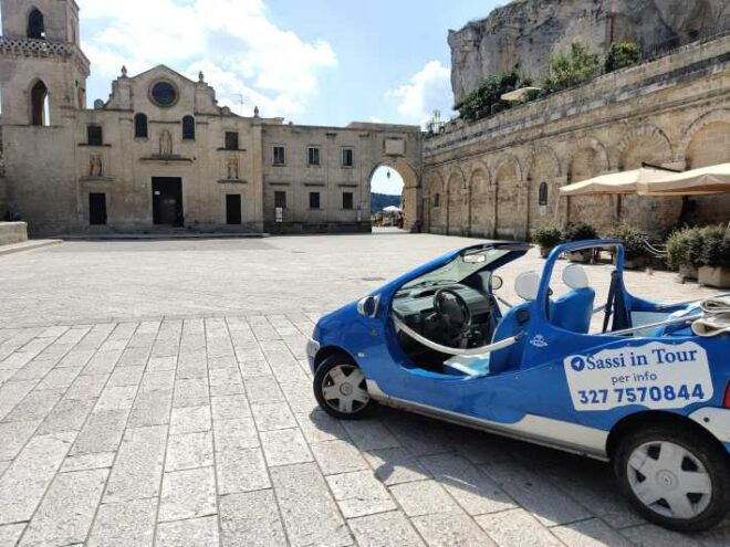 Sassi in Tour With Twingo Convertible - Accessibility and Experience