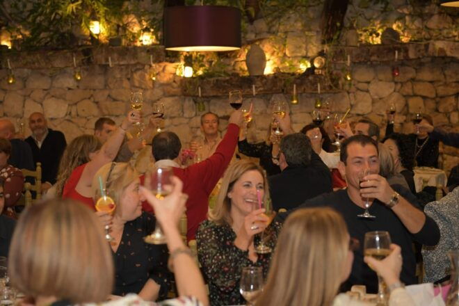 Saturgroove: Savour Maltese Cuisine & Dance to Disco Music! - Lively Disco Entertainment