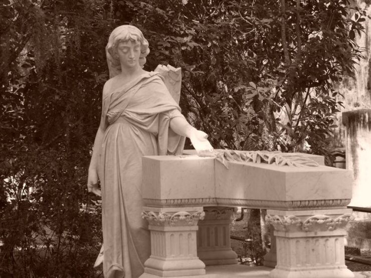 Savannah: Bonaventure Cemetery With Shannon Scott - Booking Information