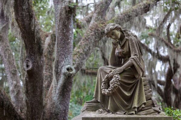 Savannah: Full Admission Tour Pass for 15 Tours - Tour Guide Gratuities and Tips