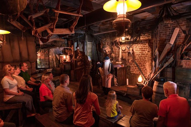 Savannah Ghosts & Gravestones Trolley Tour - Negative Reviews