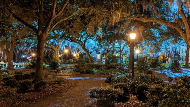 Savannah: Haunts and Horror - The Hell Cat Ghost Tour - Haunted Locations