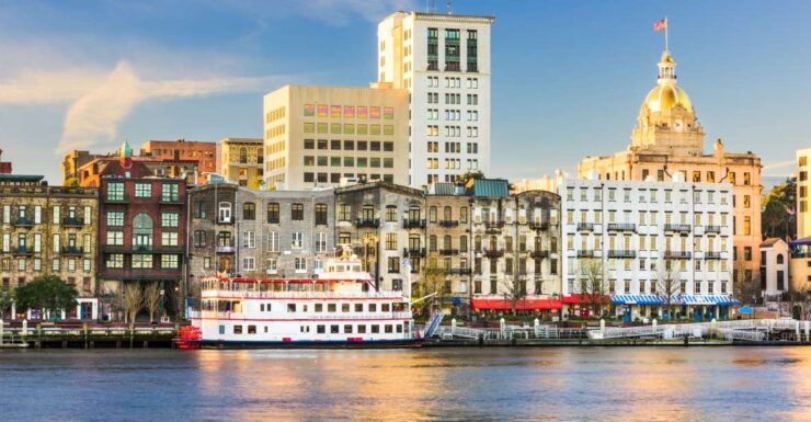 Savannah: Historic Highlights Walking Tour - Guided Journey Through Savannahs History