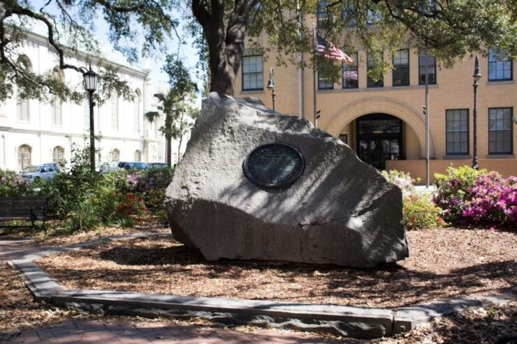 Savannah: History Walking Tour With Coffee and Chocolate - Activity Details