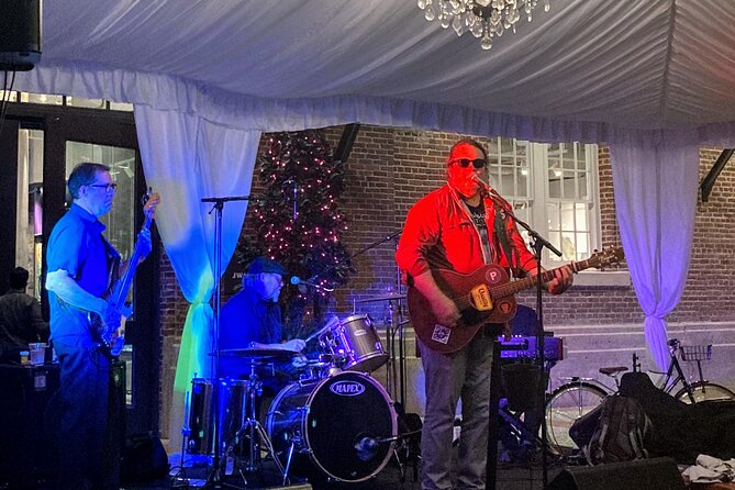 Savannah Live Music Walking Tour - Discover the Hottest Bars and Clubs