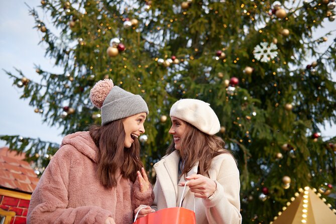 Savannah Magic Christmas Private Walking Tour - Christmas Season in Savannah