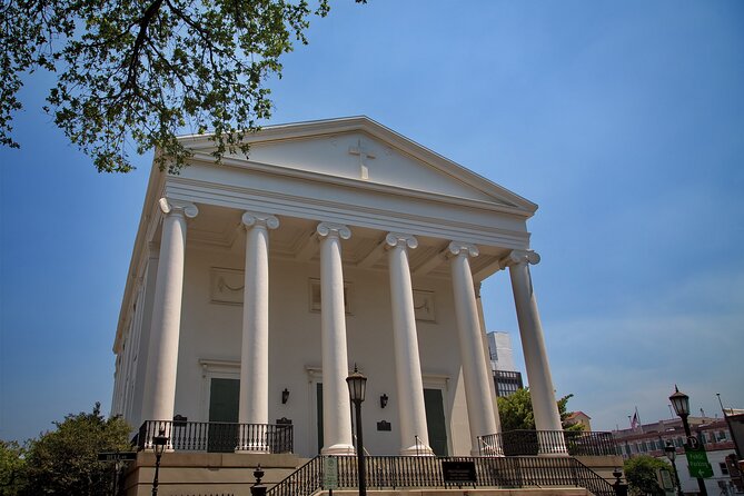 Savannah Magic Christmas Private Walking Tour - Tour Details and Itinerary