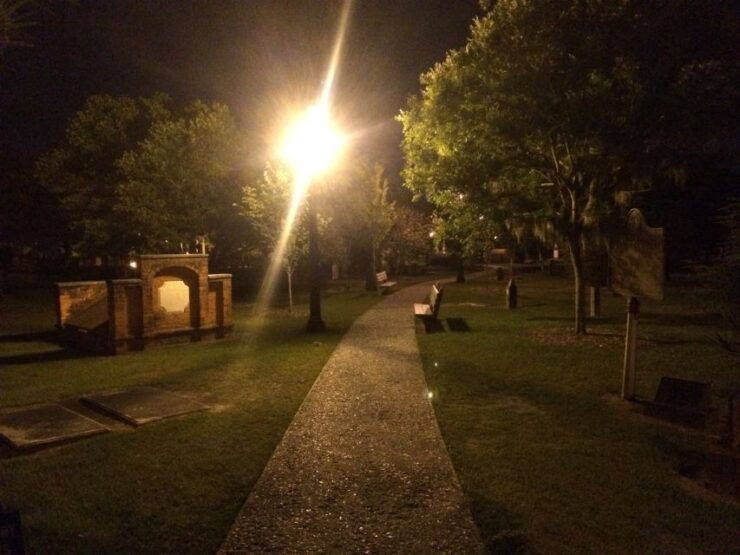 Savannah: Pub Crawl and Ghost Tour - Tour Highlights
