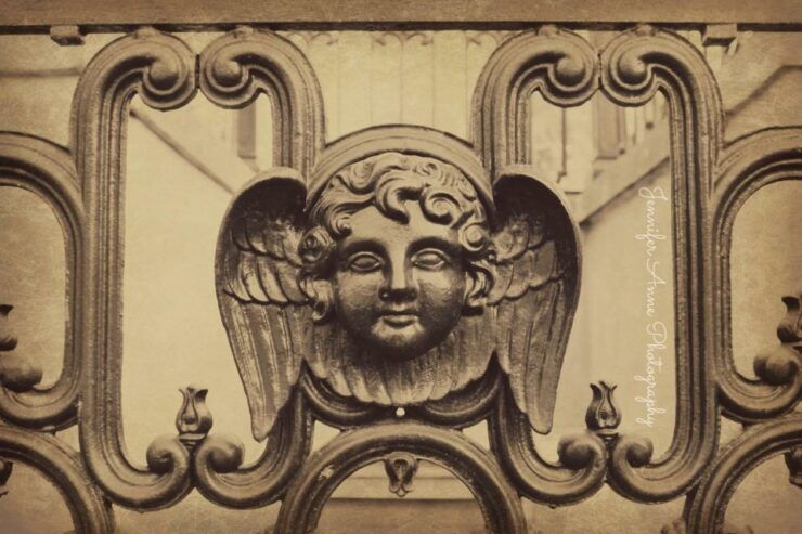 Savannah: Women's History Tour at Laurel Grove Cemetery - Tour Duration and Cancellation Policy