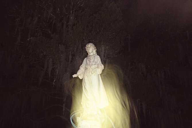 Savannahs Bonaventure Cemetery After Hours Group Tour - Background
