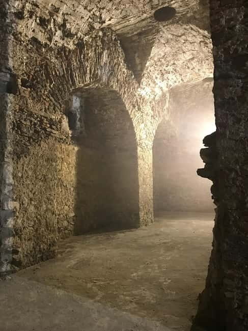 Savona: Guided Visit to the Underground Passages of the Priamàr - Assessing the Experience: Pros and Cons