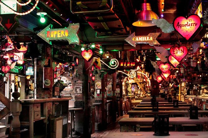 Savor Latin America's Biggest Restaurant Hassle-Free - Vibrant Atmosphere Experience