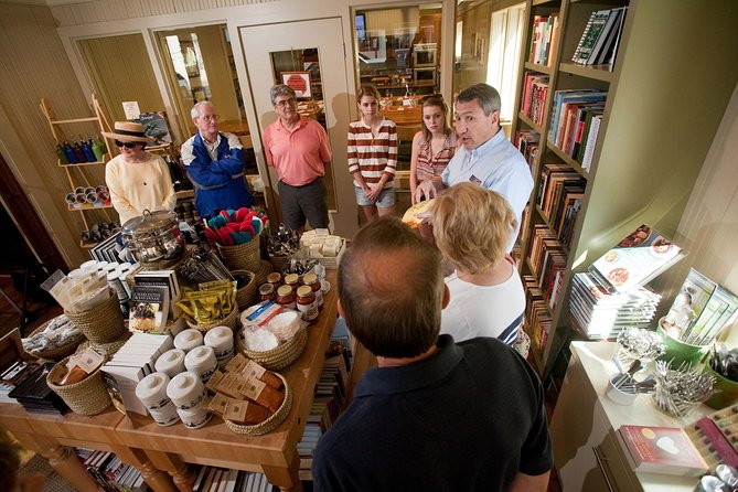 Savor the Flavors of Charleston Walking Food Tour - Small-Group Experience