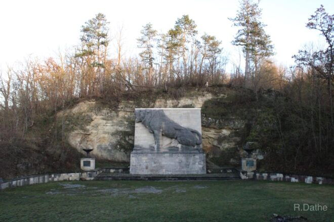 Saxony-Anhalt. Castle Hike With Boat Trip - Exploring Rudelsburg Castle