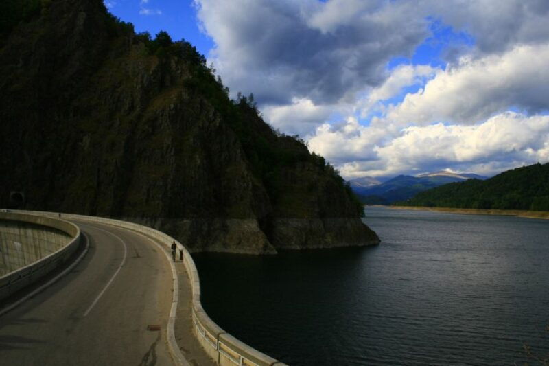 SB08 -Transfgran Adventure:Crossing in Wallachias Heart - Exploring Romanias Mountain Marvel: The Transfagarasan Adventure