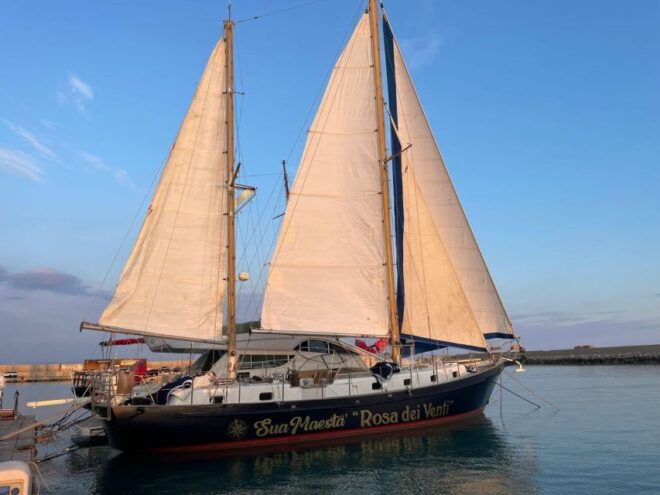 Scala Dei Turchi: Sailboat Excursion With Lunch and Aperitif - Experience