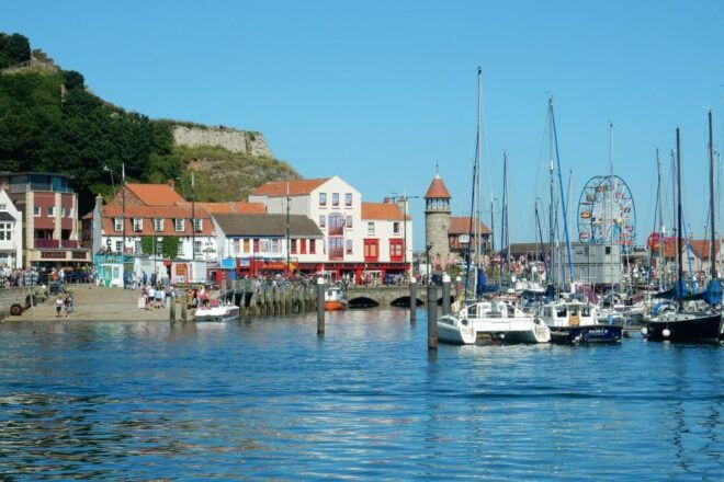 Scarborough: Quirky Self-Guided Smartphone Heritage Walks - Solve Addictive Clues on Scarboroughs Quirky Walks