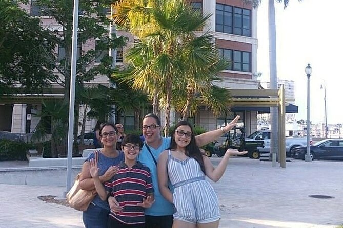 Scavenger Hunt in Myrtle Beach by Zombie Scavengers - Tour Overview
